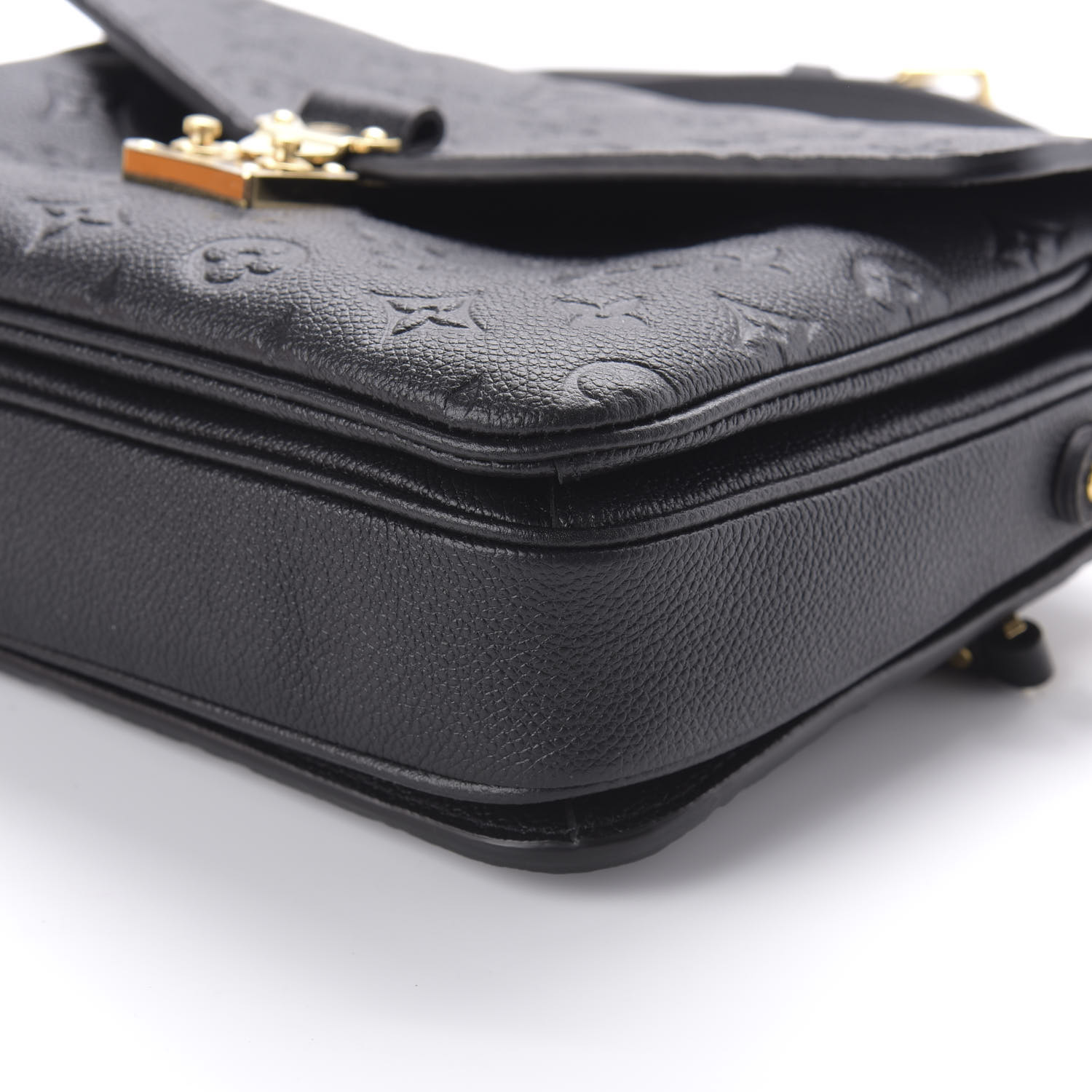 LOUIS VUITTON Empreinte Pochette Metis Black